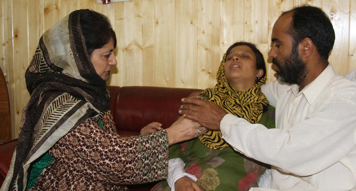 Slain Kupwara Youth’s family demands action against police officer